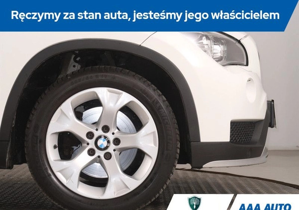 BMW X1 cena 61500 przebieg: 137599, rok produkcji 2015 z Zbąszyń małe 301